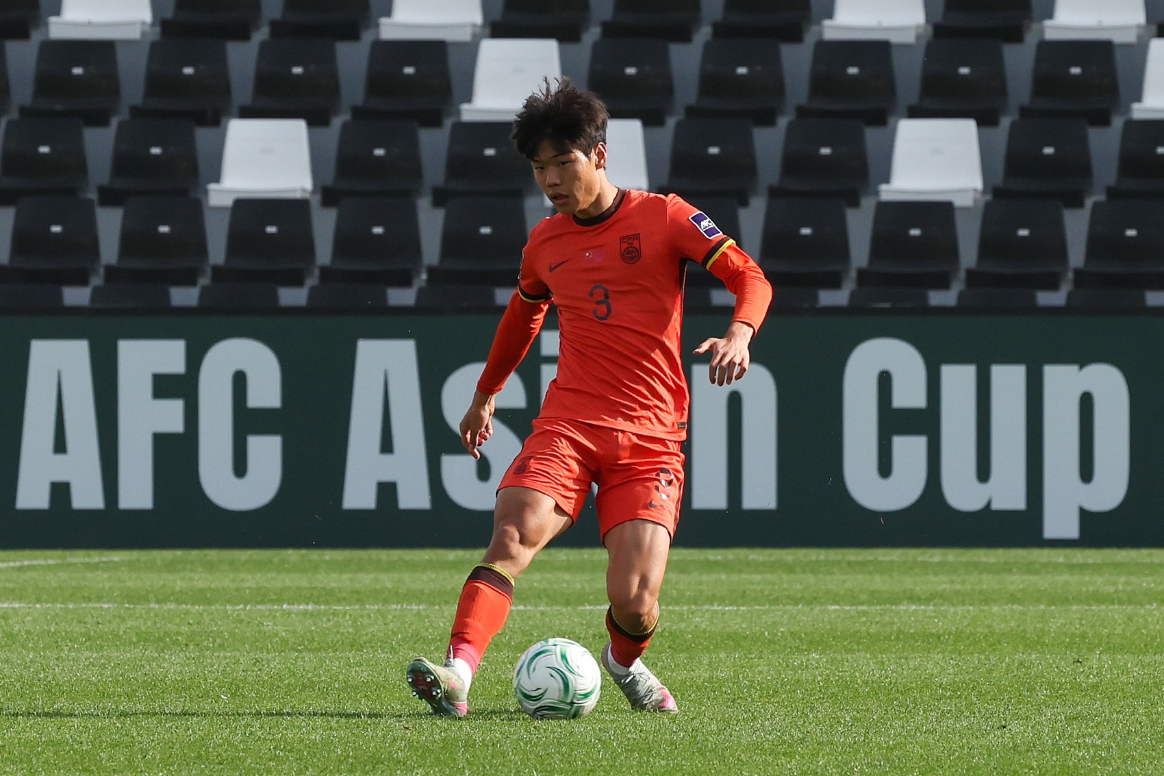 媒体人：贺一然加盟山东泰山差不多了，玄智健去泰山基本不可能