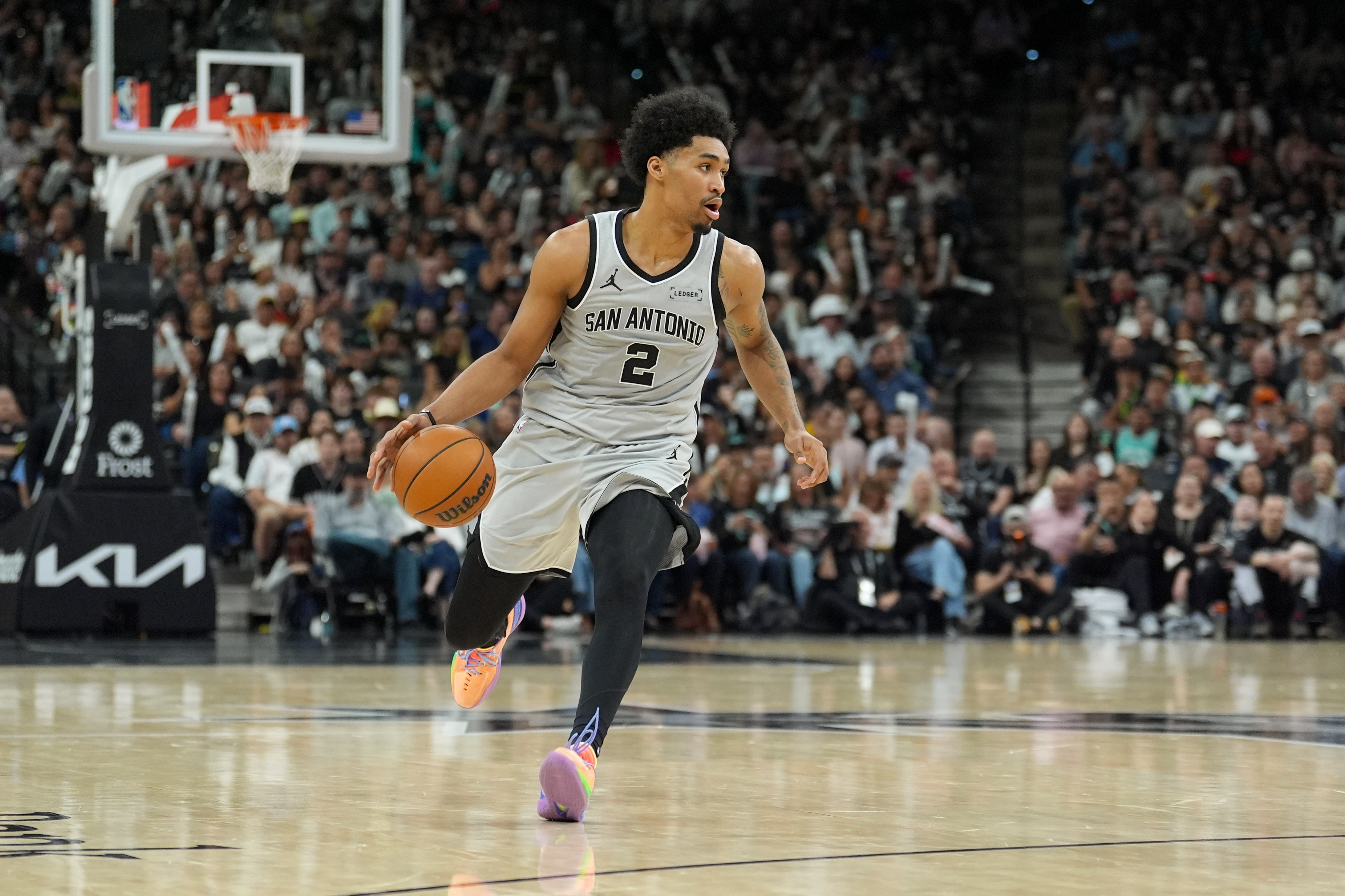 开云-为何马刺如此之强？文班受伤，看出答案，榜眼替补都挡不住爆发了|哈珀|科内特|圣安东尼奥马刺队|NBA常规赛|费城76人队_新浪体育_新浪新闻